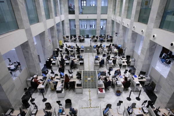 La AEAT y los sindicatos acuerdan ligar la productividad de 2024 a IRPF, IVA y fraude
