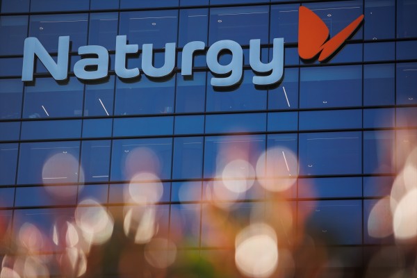Naturgy remonta un 3,4% en Bolsa tras las conversaciones de CriteriaCaixa con un inversor
