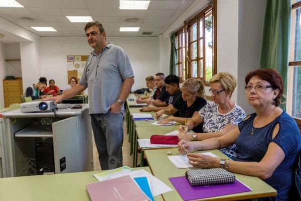 Benicarló culmina el nuevo centro de formación de adultos y la cesión del conservatorio al Consell