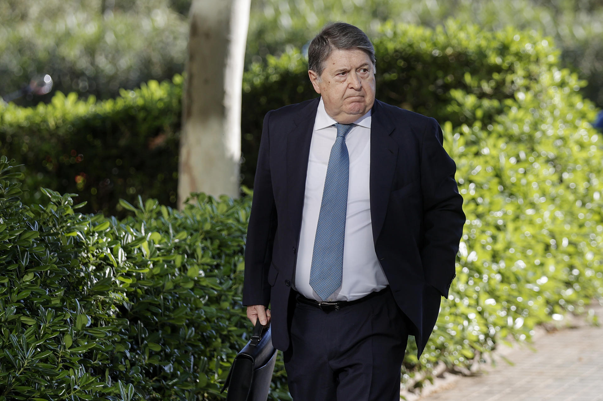 Olivas dice que cobró por mediar en una operación de venta, pero no por el amaño de parques eólicos