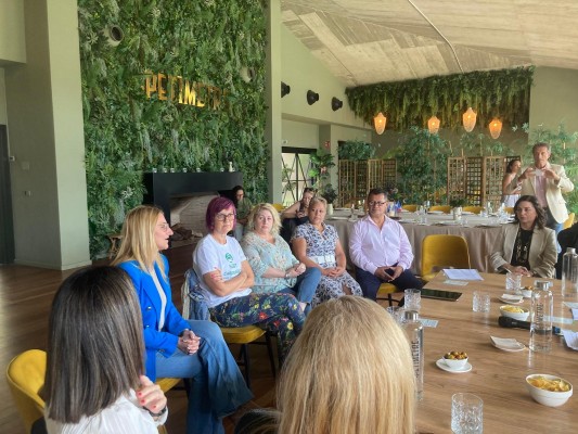 Alicante y el Rotary Club respaldan cinco proyectos de emprendedores mayores de 50 años