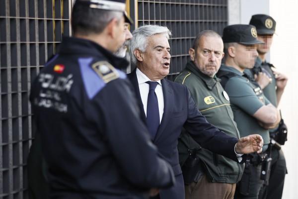 La Comisión Electoral envía a Rocha un recurso contra su proclamación para que envíe alegaciones
