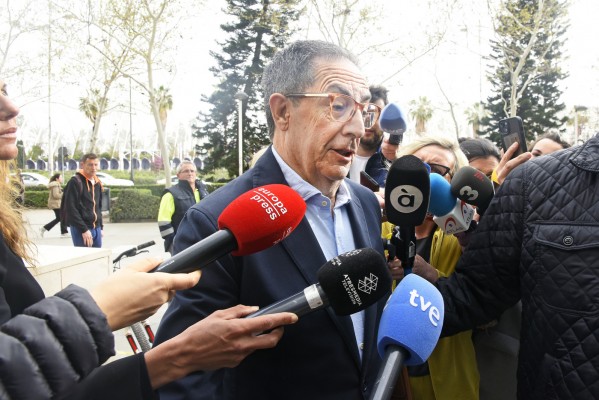El jefe de Gabinete de Zaplana reconoce un pacto para beneficiar a los Cotino en las ITV del que estuvo al tanto el exministro