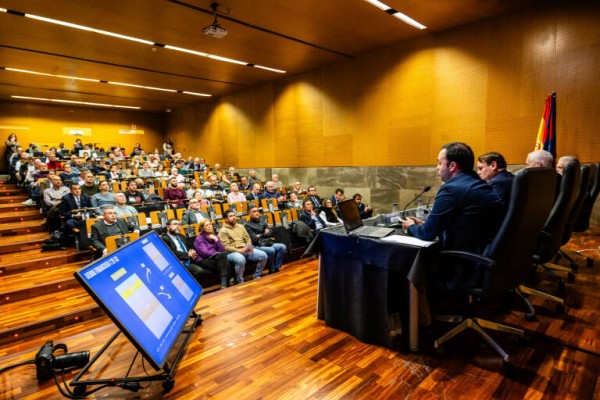 El Levante ya trabaja jurídicamente la puesta en marcha de un 'consejo consultivo'
