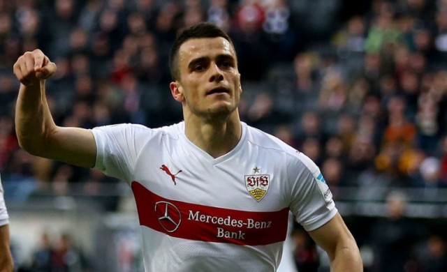 El Stuttgart aumenta sus pretensiones por Kostic