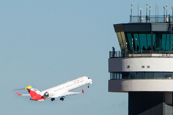 El aeropuerto de Castellón avanza para resolver el control aéreo: pide a Skyway que justifique su oferta