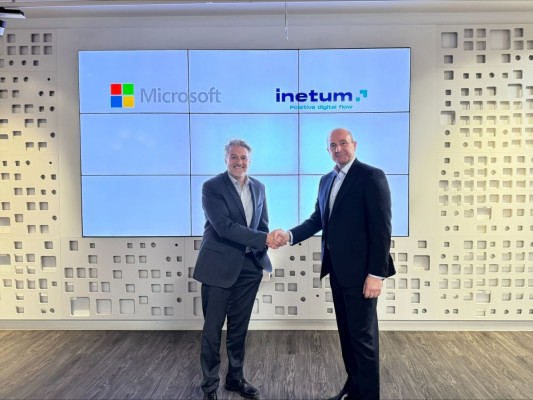 Inetum y Microsoft colaboran para acelerar la adopción de soluciones de IA en sectores clave