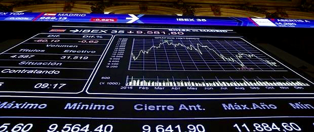 El Ibex 35 se da la vuelta a media sesión y recupera los 8.100 puntos