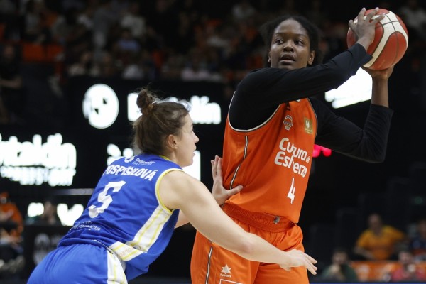 El Valencia sabrá el sábado su rival de cuartos y apunta al Zaragoza en semis