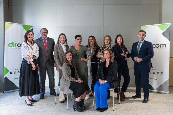 DIRCOM renueva su junta directiva y Esther Castellano repite como presidenta