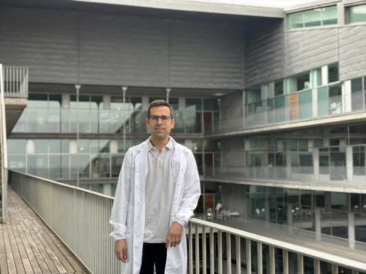 Investigadores descubren que el melanoma 'rompe' genes para resistir a la acción de los fármacos
