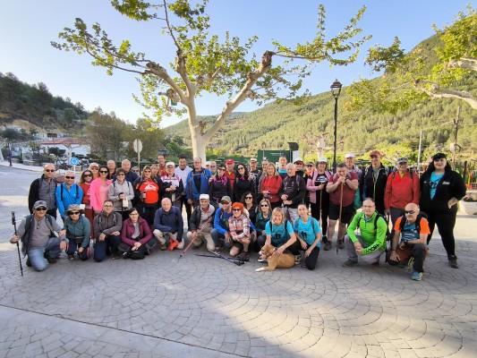 Unas setenta personas en la XIX ruta senderista de la Mancomunidad Espadán Mijares
