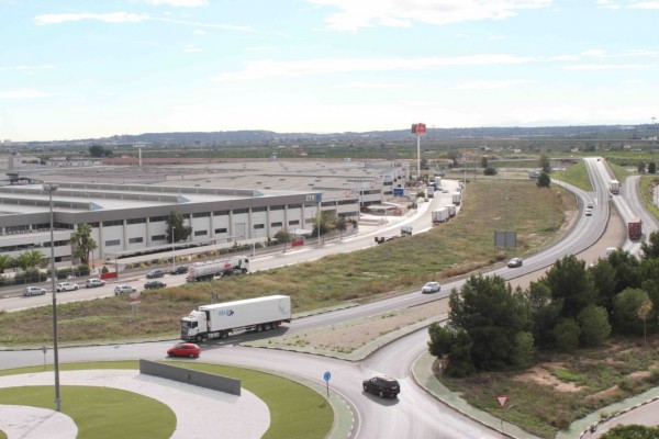 Más de 210 nuevas empresas se instalan en Riba-roja de Túria en la última década