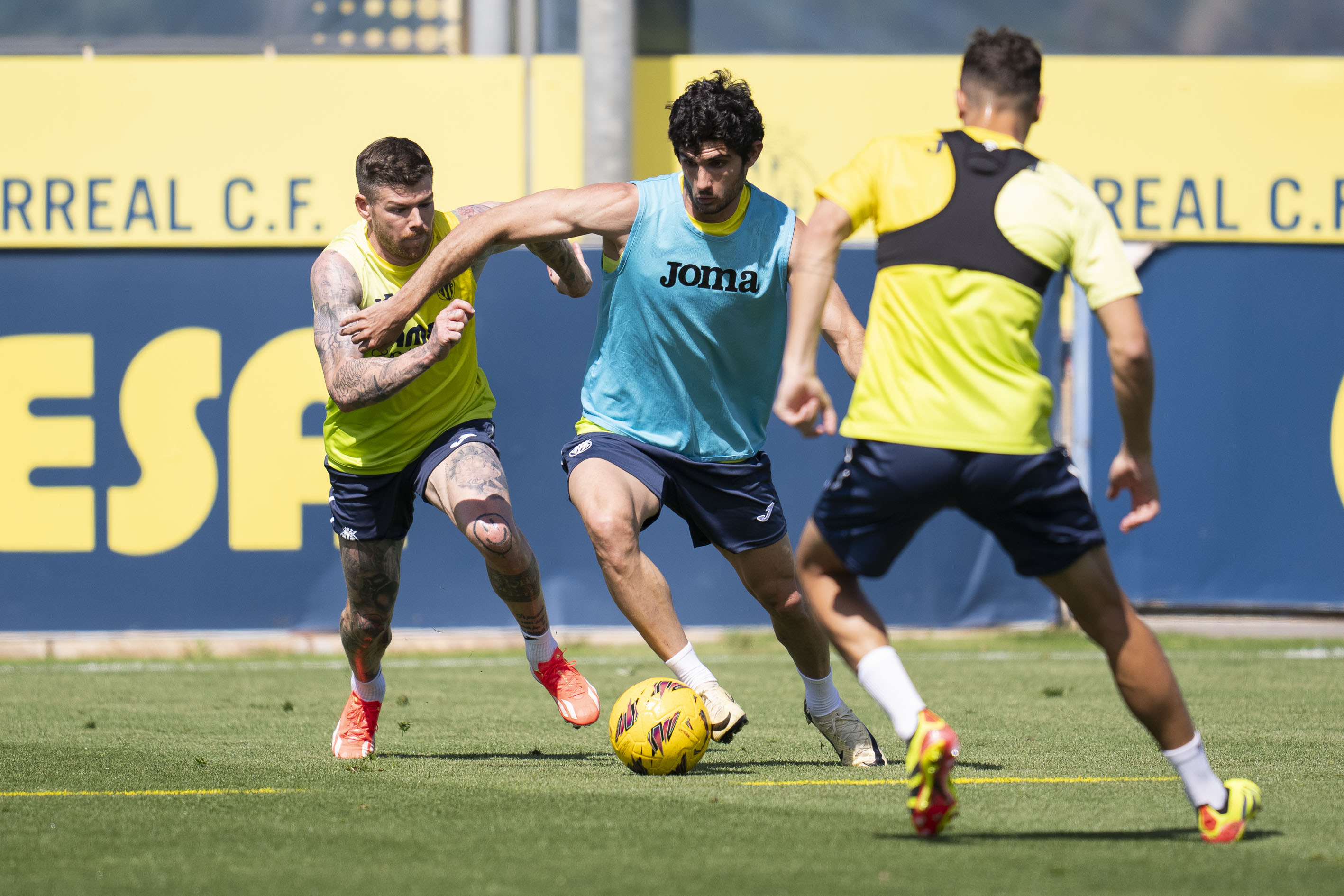 El Submarino, a hundir la gabarra: el Villarreal quiere aguar la fiesta rojiblanca en San Mamés 