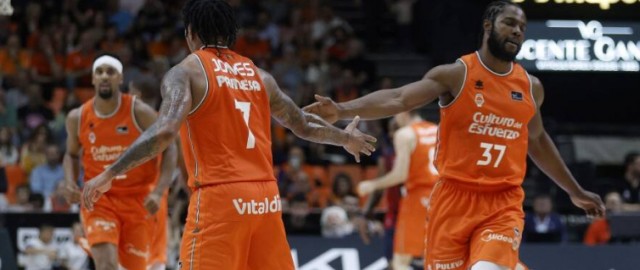 El Valencia Basket busca mirar arriba ante un Covirán que ansía escapar de la zona baja
