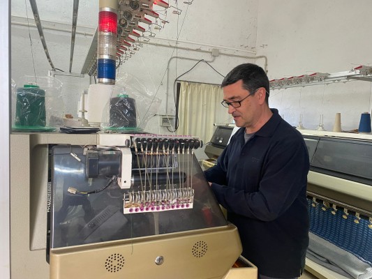 Morella preserva la tradició tèxtil i exporta els seus productes al Regne Unit
