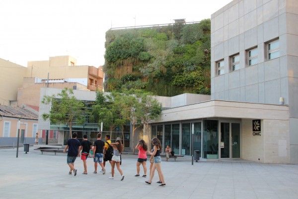San Vicente supera por primera vez los 60.000 habitantes empadronados, según el INE