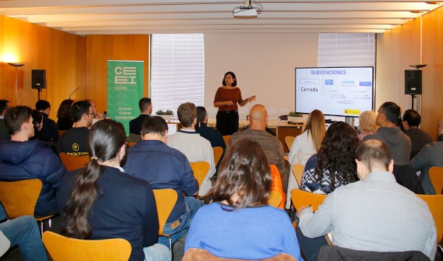 El CEEI acoge una jornada para ayudar a crecer a las pymes a través de la IA y el marketing digital