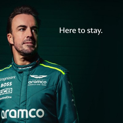 Fernando Alonso renueva con Aston Martin
