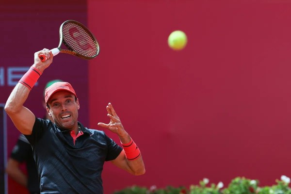 Bautista cae en segunda ronda de Montecarlo ante el polaco Hurkacz