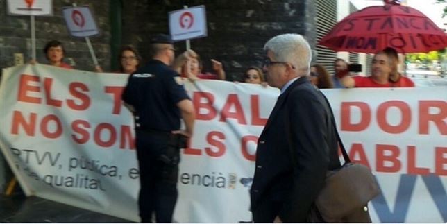 El exdirector de RTVV José López Jaraba, a su llegada al juzgado nº6 de Paterna | EP - 