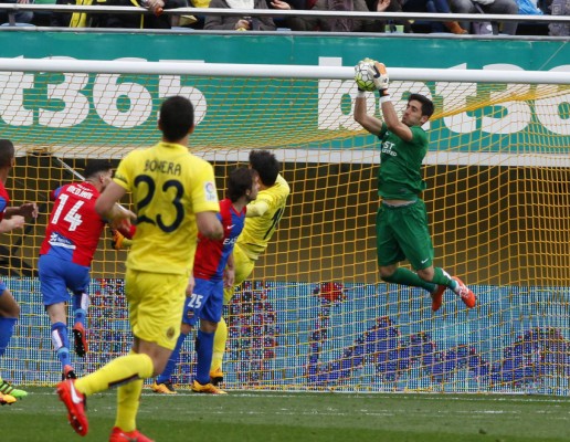 El Levante UD y el Real Sporting de Gijón llegan a un acuerdo para el traspaso de Mariño