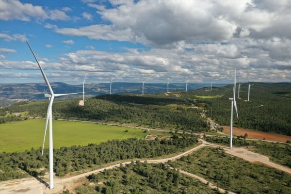 El Ministerio autoriza la construcción de una planta híbrida solar en Cofrentes de 7,6 MW