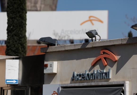 El rebote de ArcelorMittal le acerca a recuperar precios de febrero