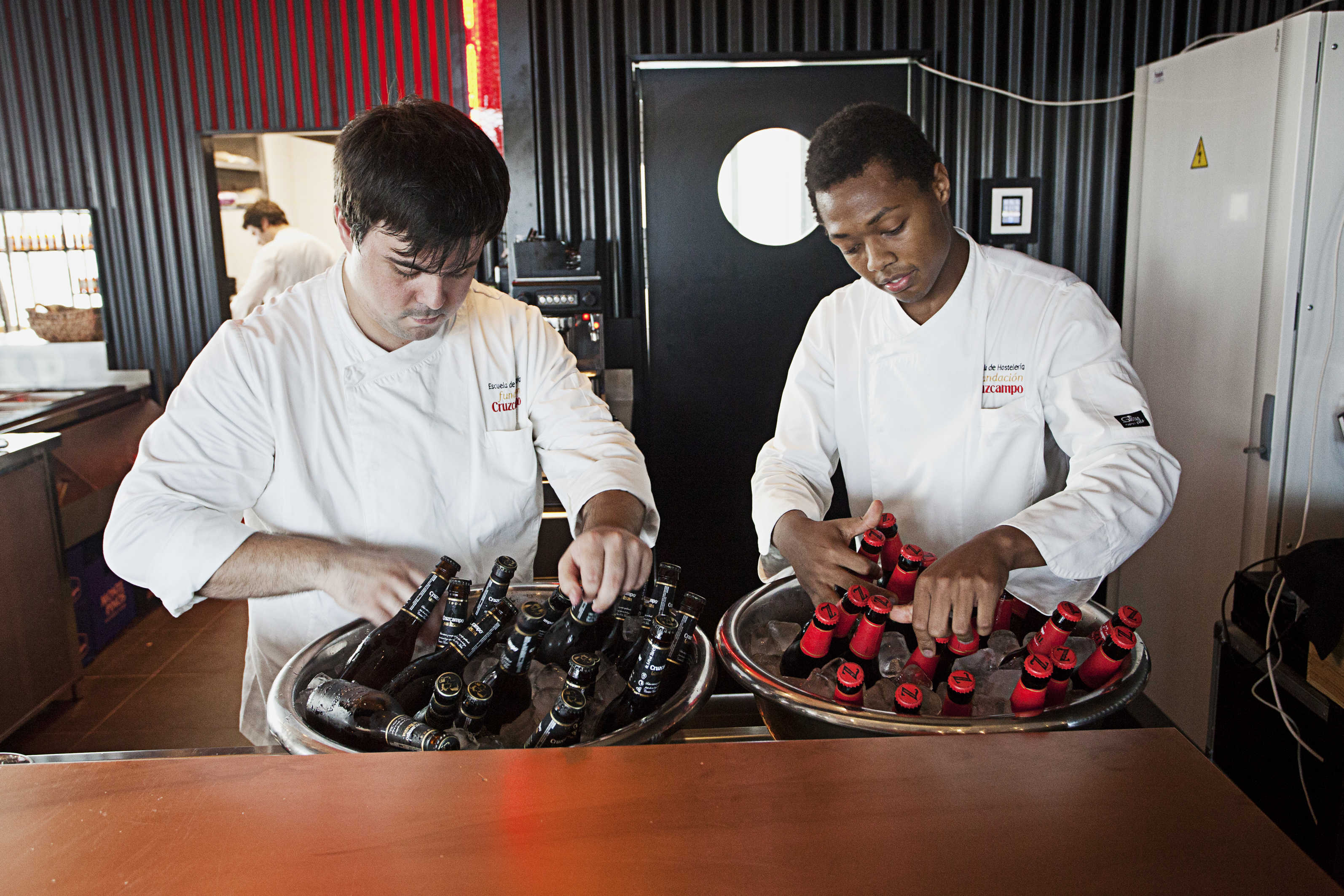 Los alumnos del Grado de Gastronomía de la UV harán sus prácticas en Veles e Vents