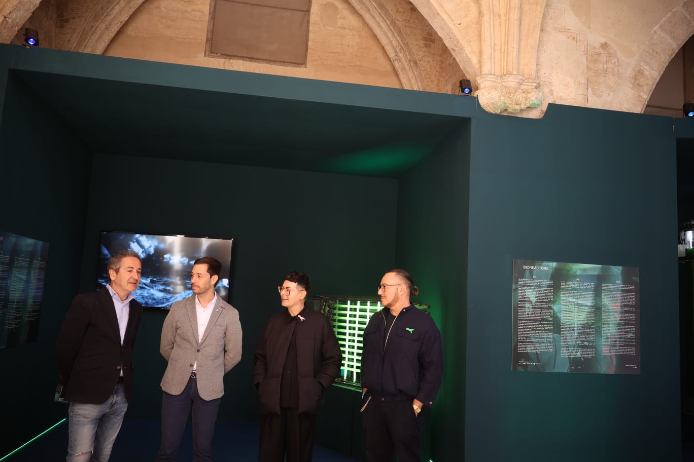 El Centre del Carme descubre ‘La vida secreta de las micro-algas’