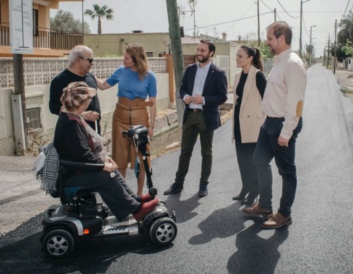 Castelló inicia el Plan de Asfaltado de la Marjaleria con la pavimentación del Camí La Plana-En Trilles
