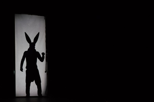 Carlos Hipólito llega al Olympia para ponerse en la piel de un burro, 