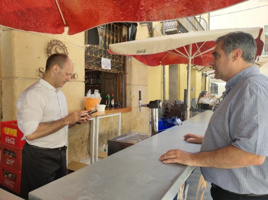 Más de 30 bares han pedido instalar sus barras en la calle durante las Cruces de Mayo en Cartagena