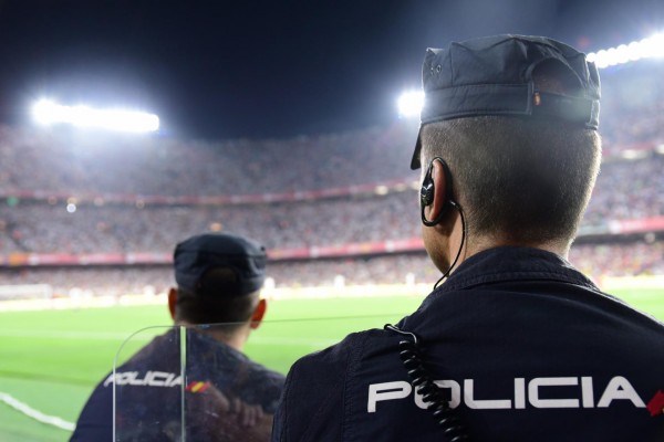Más de 3.000 efectivos para velar por la seguridad del Madrid-City y el Atlético-Borussia