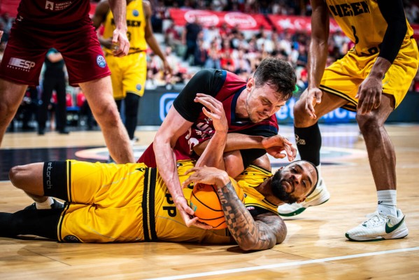 El UCAM CB juega este martes en Luisburgo para sellar ya su pase a la Final a Cuatro europea