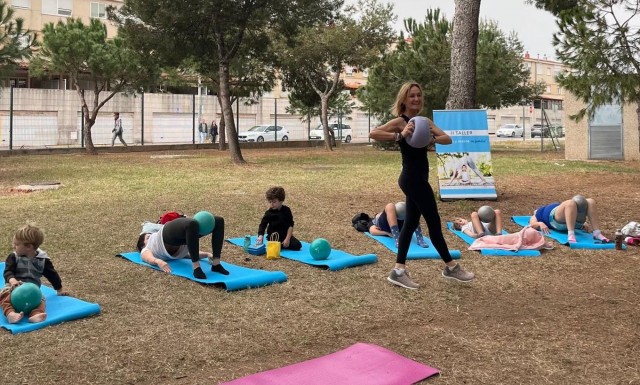 Más de 40 familias participan en el 'II Taller Cuerpo y Mente en Familia' celebrado en Castelló