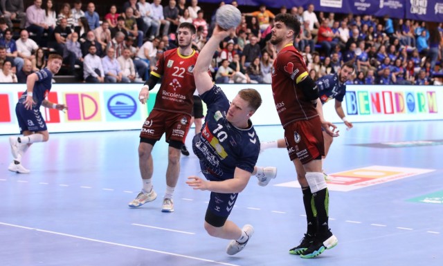 El Benidorm choca con Nagy