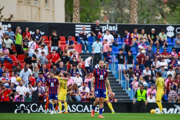 Al Eldense se le empieza a hacer larga la temporada