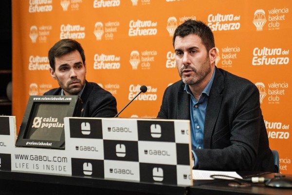Carbonell apoya a Arbalejo y matiza sobre Valencia Basket en Euroliga: 