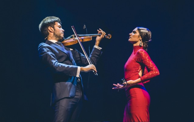 Paco Montalvo convierte el Flumen en un punto de encuentro entre el violín y el flamenco