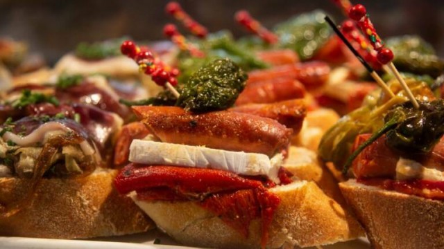 Arranca la II Ruta de Tapas y Pinchos de la Región con 50 creaciones de cocina en miniatura

