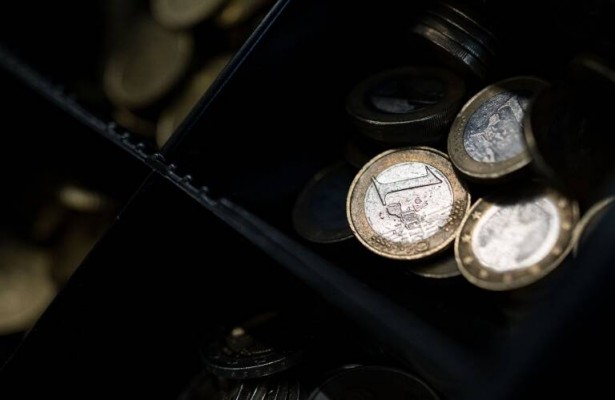 El PMI de la eurozona crece por primera vez desde mayo de 2023, impulsado por España e Italia