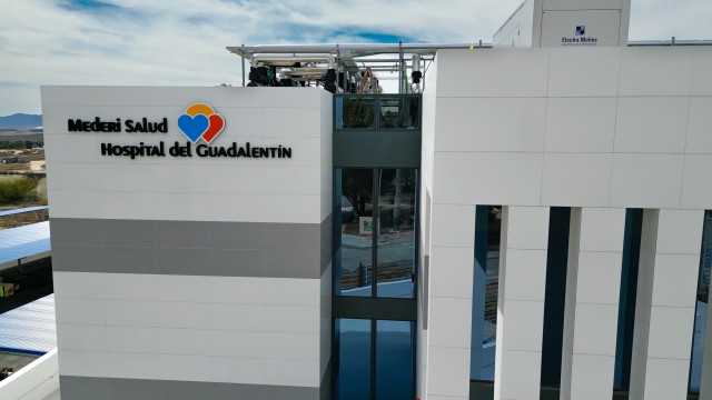 El Hospital del Guadalentín contratará a 150 sanitarios para abrir en Mazarrón antes del verano 