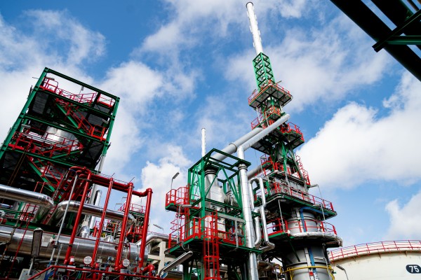 Repsol inicia en Cartagena la producción a gran escala de combustibles renovables 