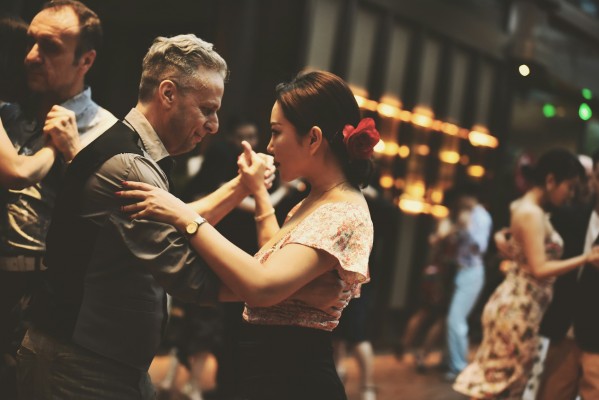 El Consell crea la Academia Valenciana del Tango, impulsada por el exconseller Font de Mora