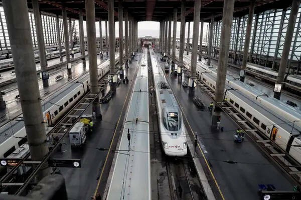 PP y Vox piden recuperar Atocha para los trenes de Alicante; el PSPV, acelerar la estación del Tram