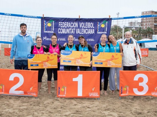 Scocco-Montfort y Hernández-Pérez se coronan en Alicante en la gran final del Circuito de Invierno de Vóley Playa
