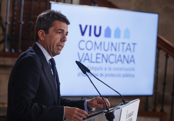 El Plan para construir 10.000 viviendas beneficiará a 24.600 personas con 7.326 millones de inversión