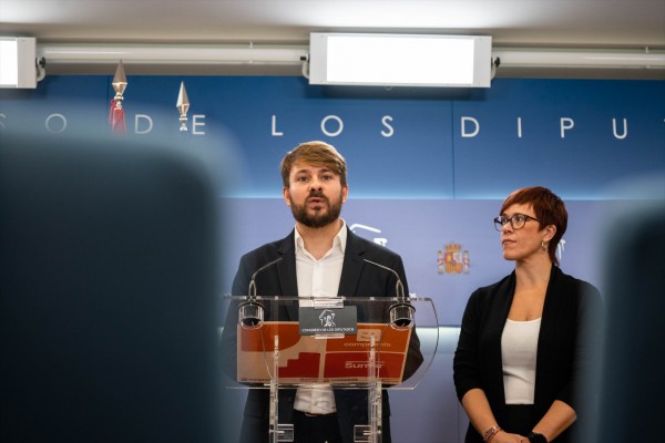 Compromís pide reducir el IVA de las veterinarias al 10% para luchar contra el abandono animal