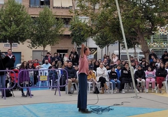 El quinto festival Grau de Circ 'esquiva' la lluvia y atrae a más de 2.800 espectadores